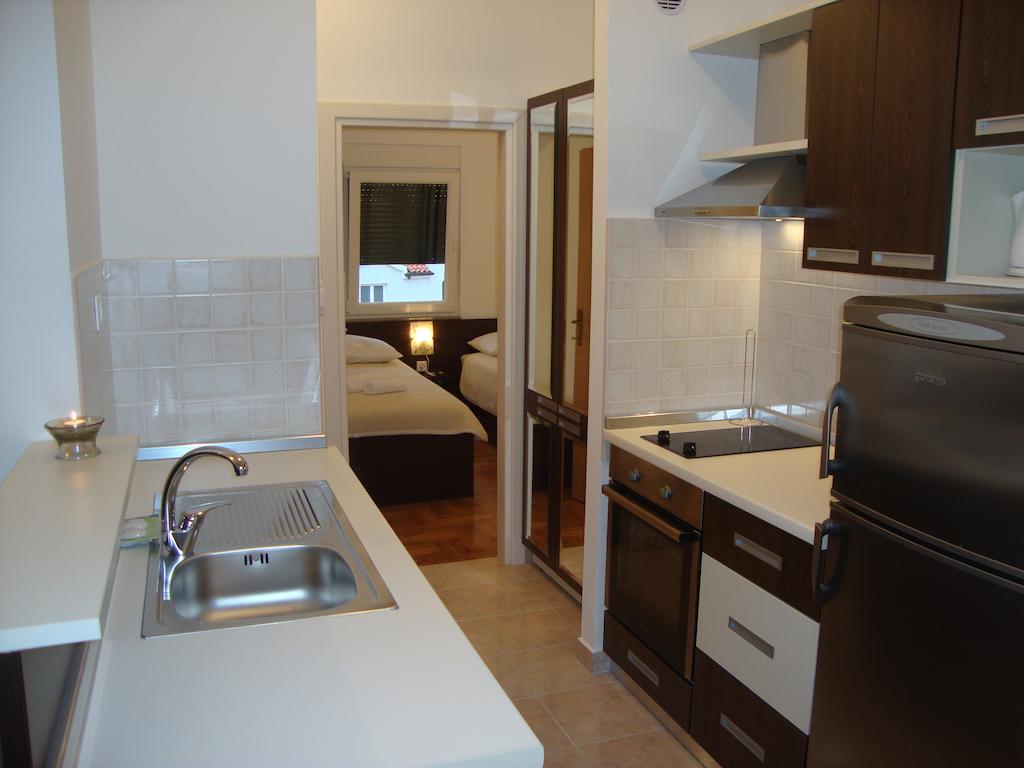 Apartments Marina Vodice Eksteriør bilde