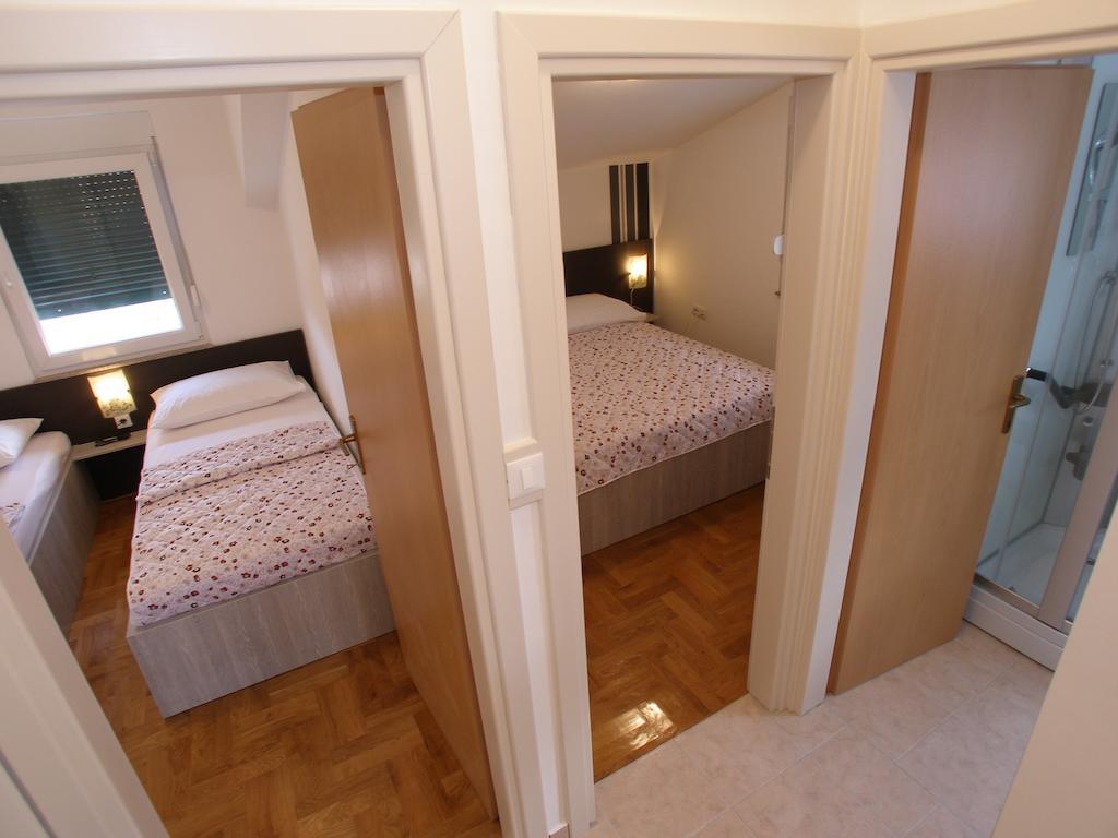 Apartments Marina Vodice Rom bilde
